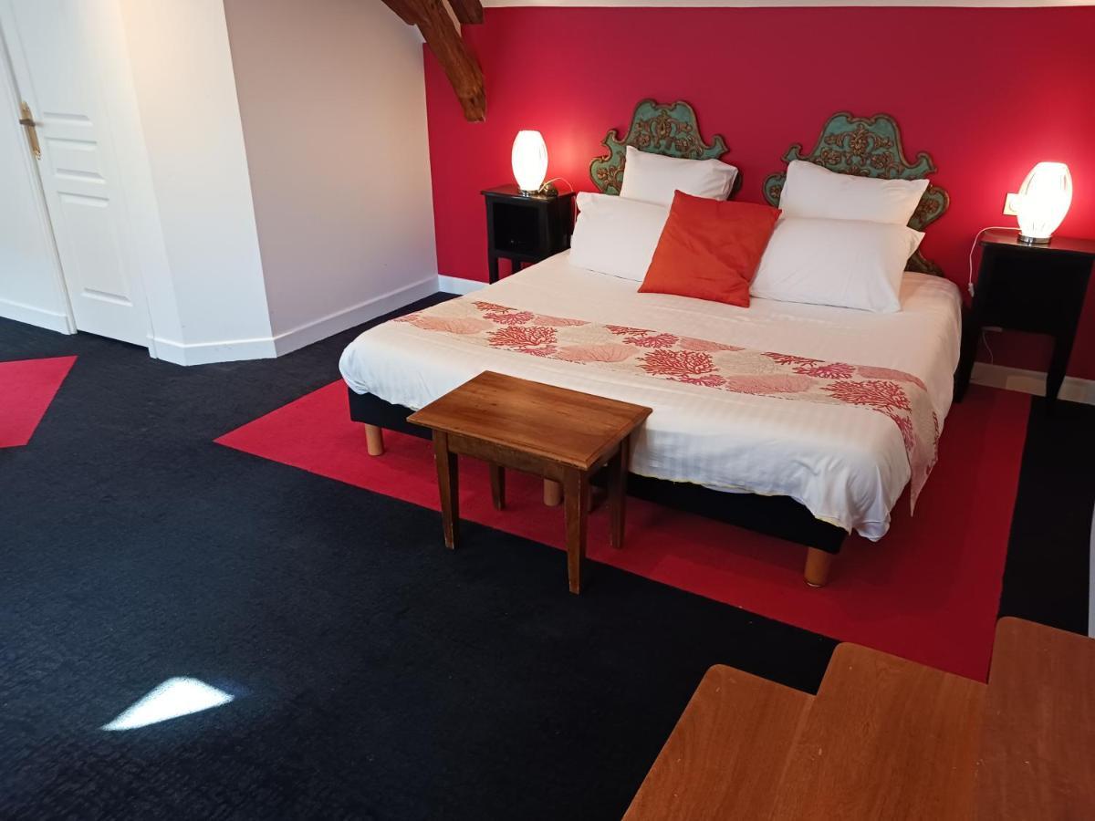 Hotel La Cognette A 25 Kilometres De Chateauroux Et 30 Kilometres De Bourges 이수둔 외부 사진