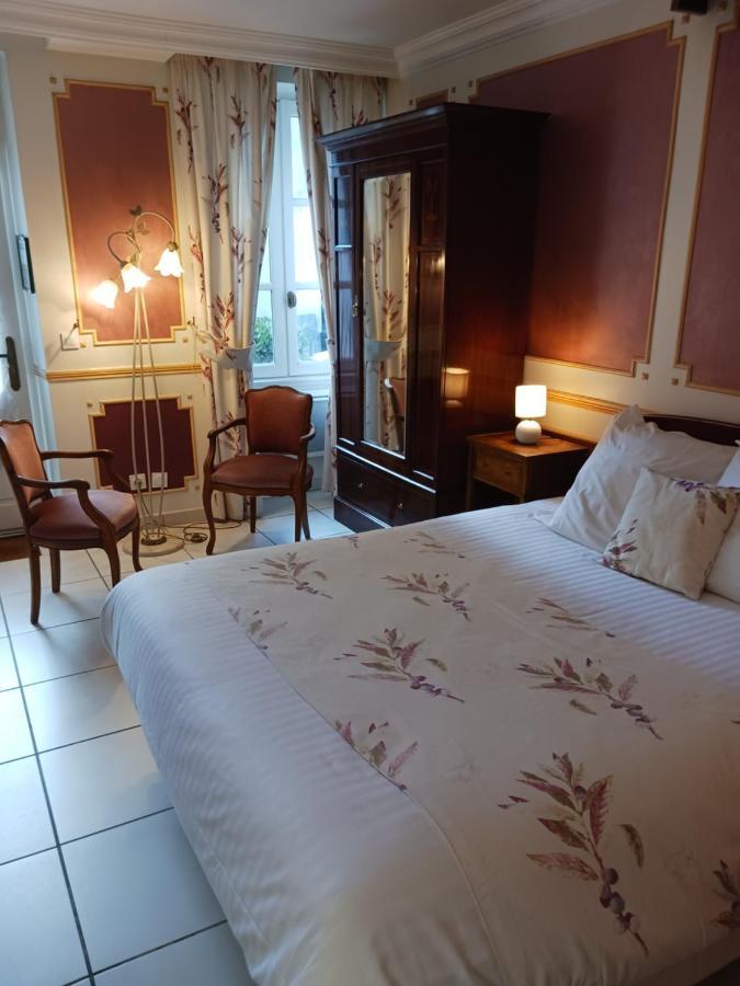 Hotel La Cognette A 25 Kilometres De Chateauroux Et 30 Kilometres De Bourges 이수둔 외부 사진